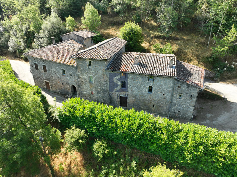 Maison - 205 m² - 11 pièces