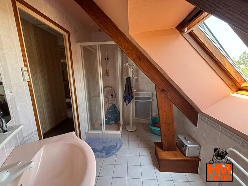 Maison - 180 m² - 6 pièces