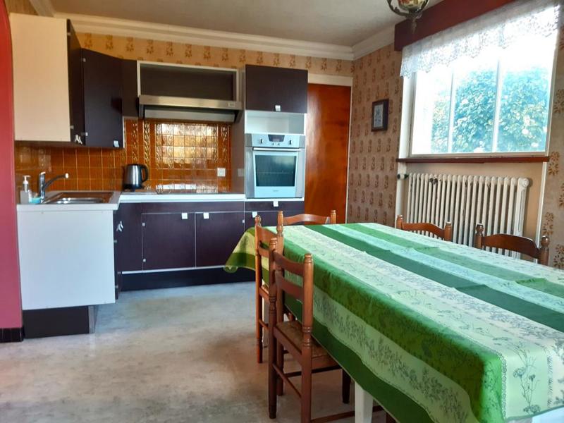 Maison - 185 m² - 8 pièces