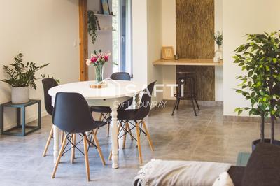 Maison - 94 m² - 4 pièces