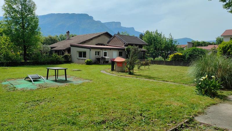 Maison - 180 m² - 6 pièces