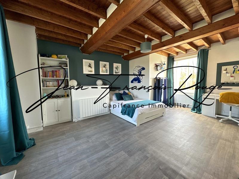 Maison - 175 m² - 6 pièces