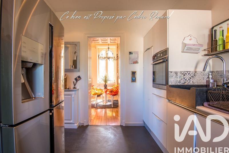 Maison - 225 m² - 10 pièces