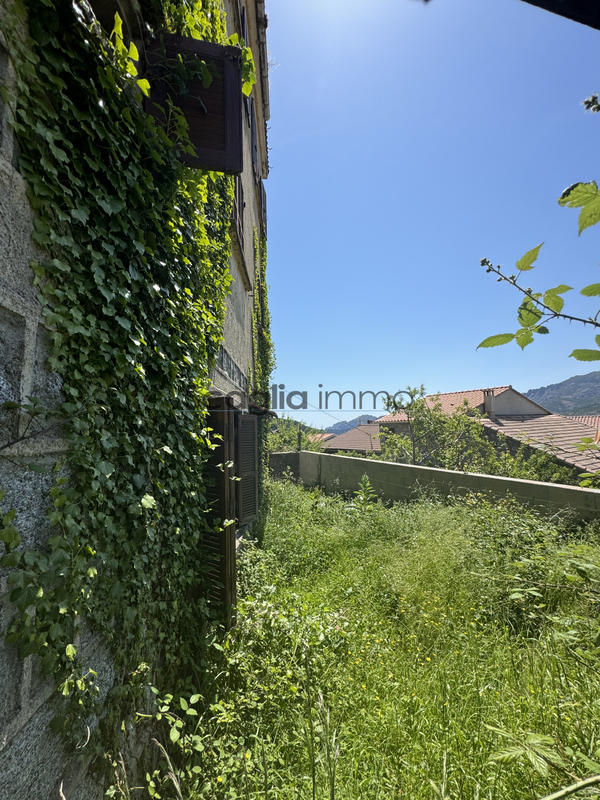 Maison - 140 m² - 4 pièces