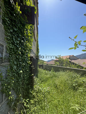 Maison - 140 m² - 4 pièces