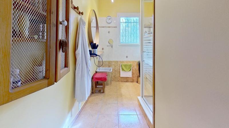 Villa - 200 m² - 7 pièces