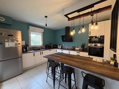 Appartement - 84 m² - 4 pièces