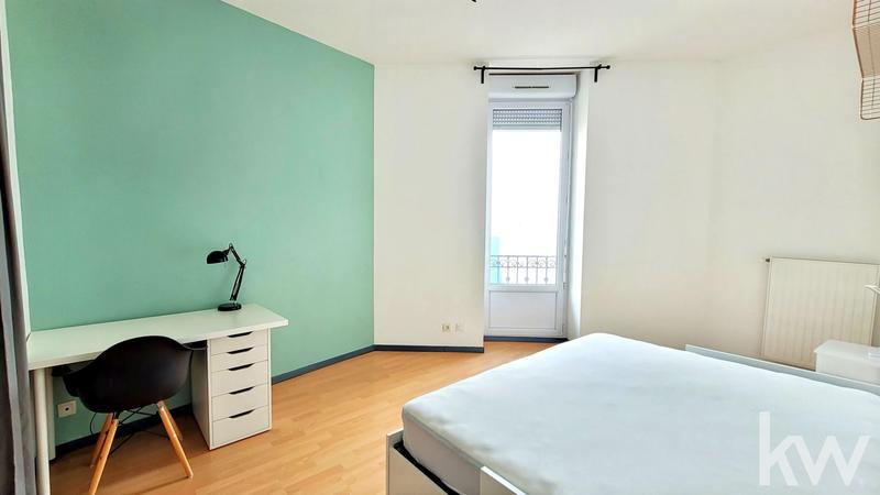 Appartement - 95 m² - 5 pièces