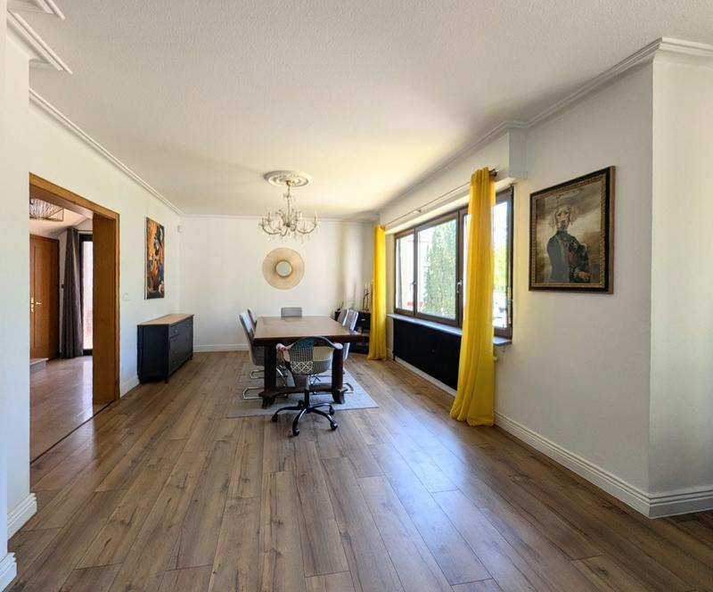 Maison - 144 m² - 6 pièces