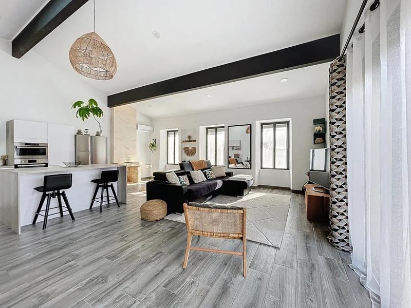 Maison - 146 m² - 6 pièces