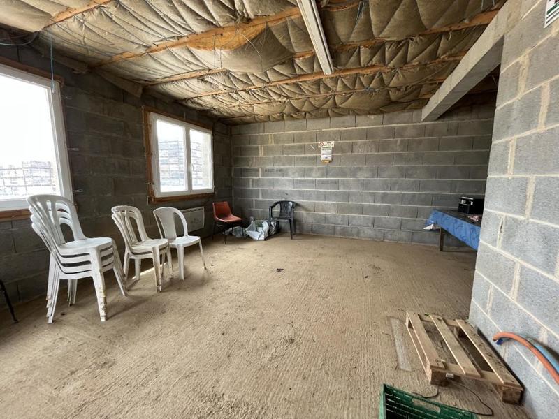 Maison ancienne - 530 m² - 3 pièces