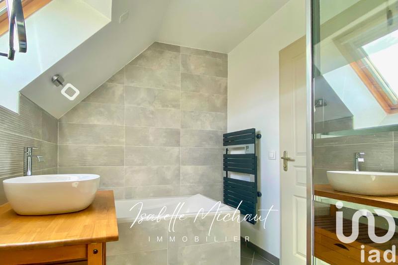 Maison - 188 m² - 7 pièces