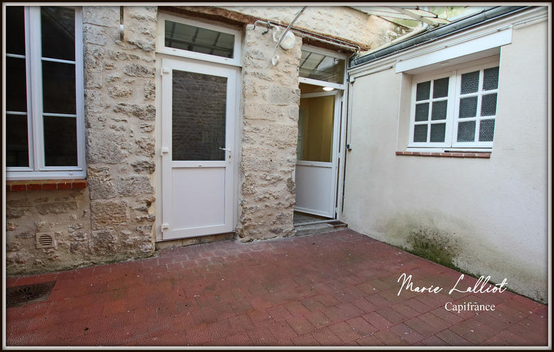 Maison - 204 m² - 9 pièces