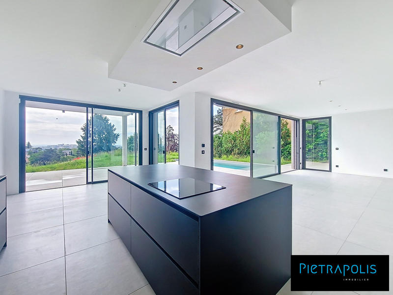 Maison contemporaine - 200 m² - 7 pièces