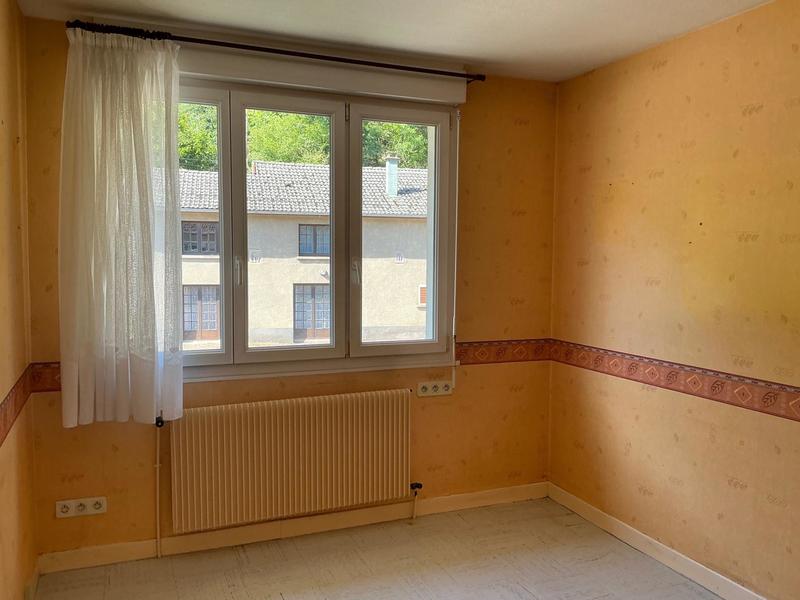 Maison - 98 m² - 5 pièces