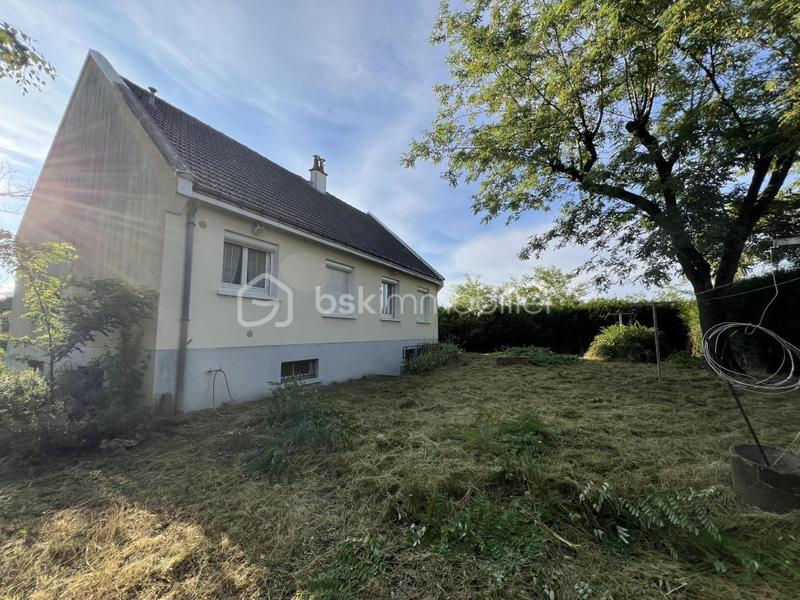 Maison traditionnelle - 80 m² - 4 pièces