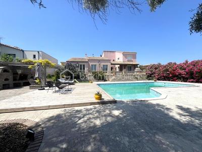 Maison - 280 m² - 7 pièces