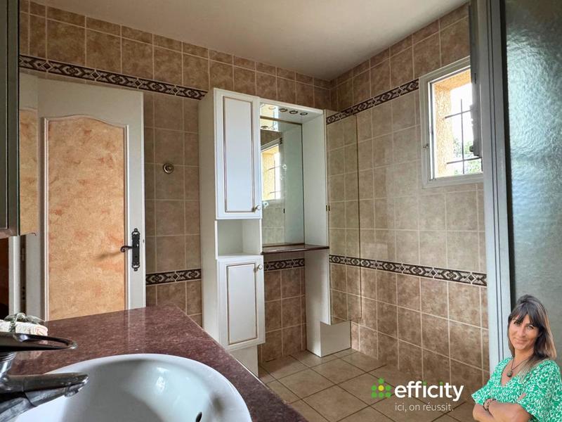 Maison - 115 m² - 5 pièces