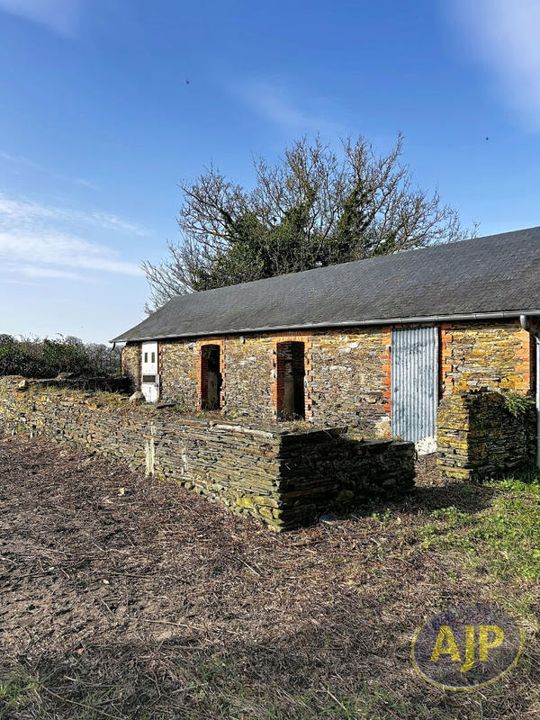 Maison - 101 m² - 4 pièces