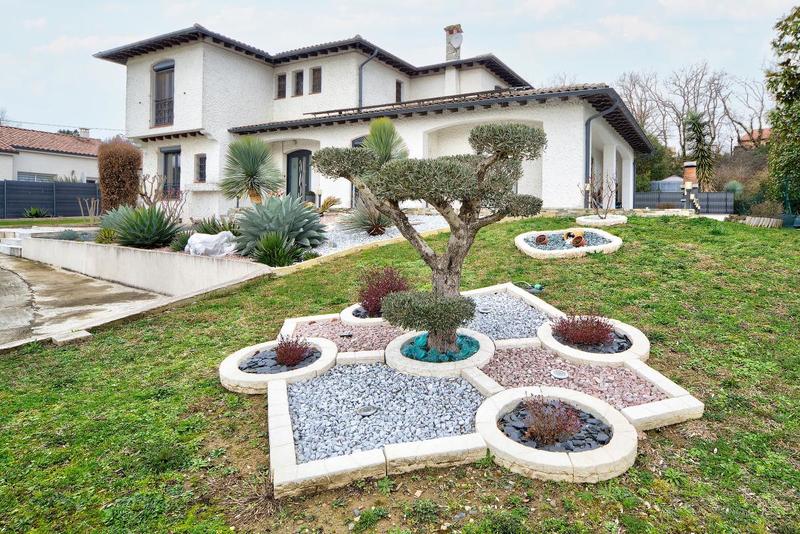 Maison - 188 m² - 6 pièces