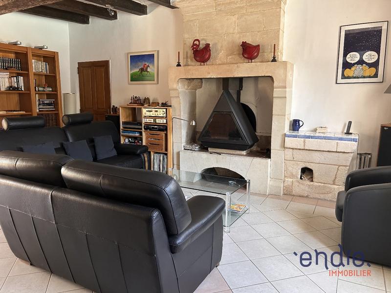 Maison - 187 m² - 10 pièces