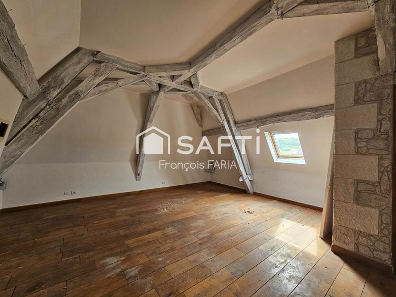 Maison - 300 m² - 8 pièces