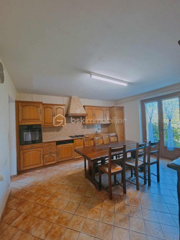 Maison ancienne - 167 m² - 6 pièces