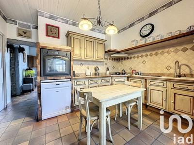 Maison - 92 m² - 5 pièces