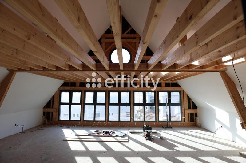 Maison - 610 m² - 10 pièces