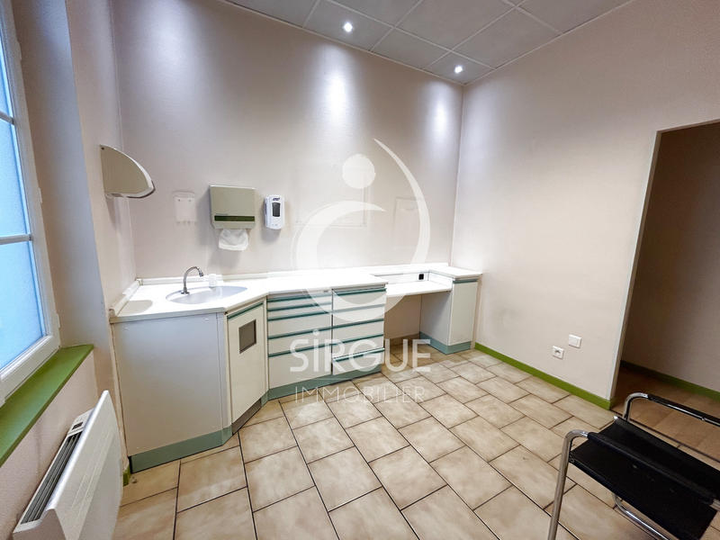 Local commercial - 130 m²