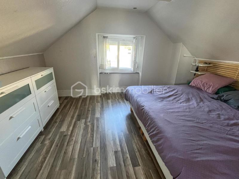 Maison - 176 m² - 8 pièces