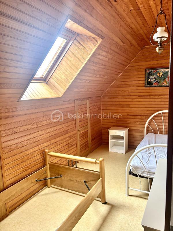 Demeure - 152 m² - 10 pièces