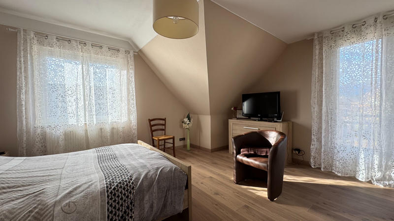 Maison - 128 m² - 5 pièces