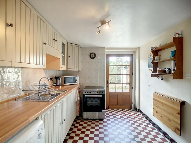 Maison traditionnelle - 94 m² - 6 pièces