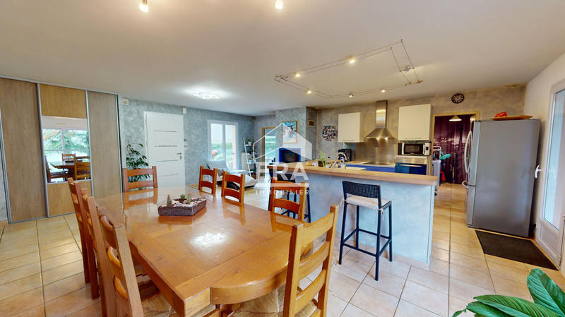 Maison - 150 m² - 7 pièces