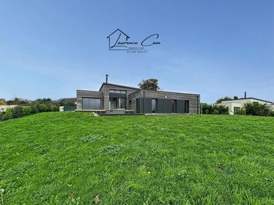 Maison - 129 m² - 1 pièce