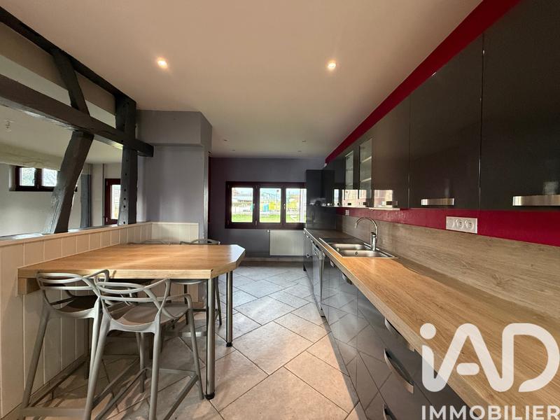 Maison - 220 m² - 11 pièces
