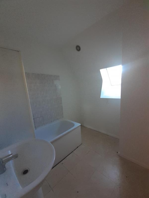 Maison - 82 m² - 6 pièces