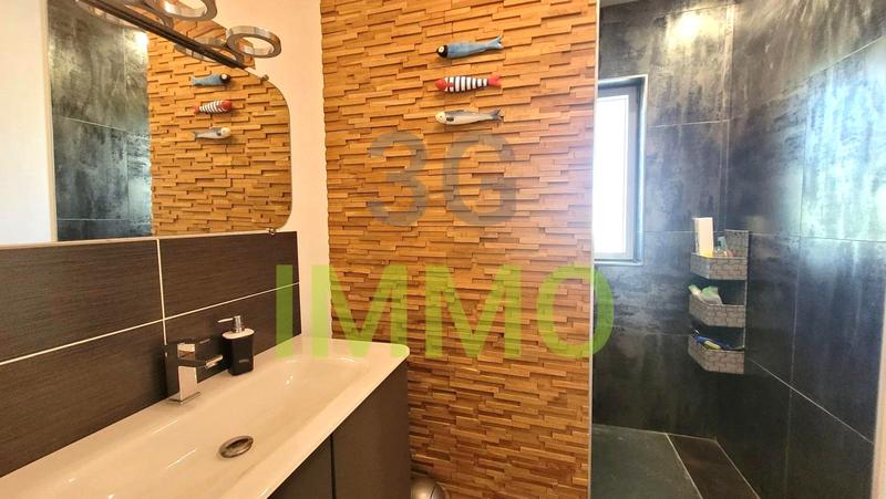 Villa - 175 m² - 6 pièces