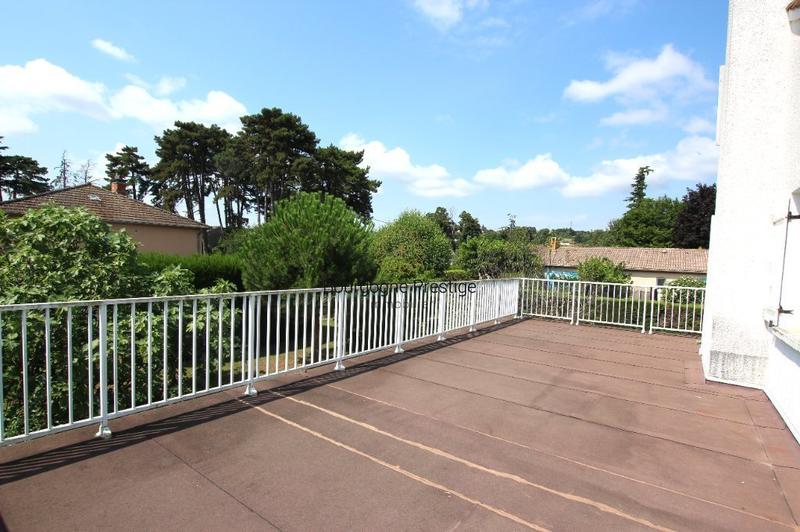 Maison - 177 m² - 7 pièces