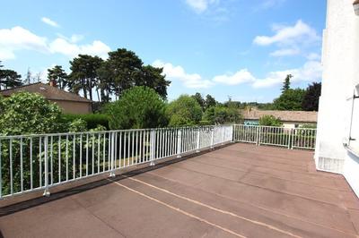 Maison - 177 m² - 7 pièces