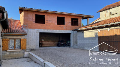 Maison - 211 m² - 5 pièces