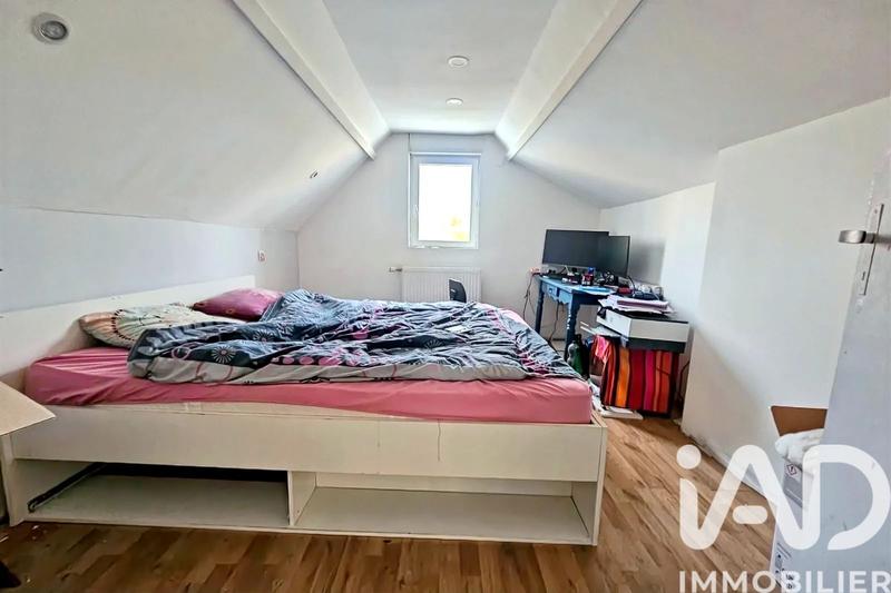 Maison - 171 m² - 7 pièces