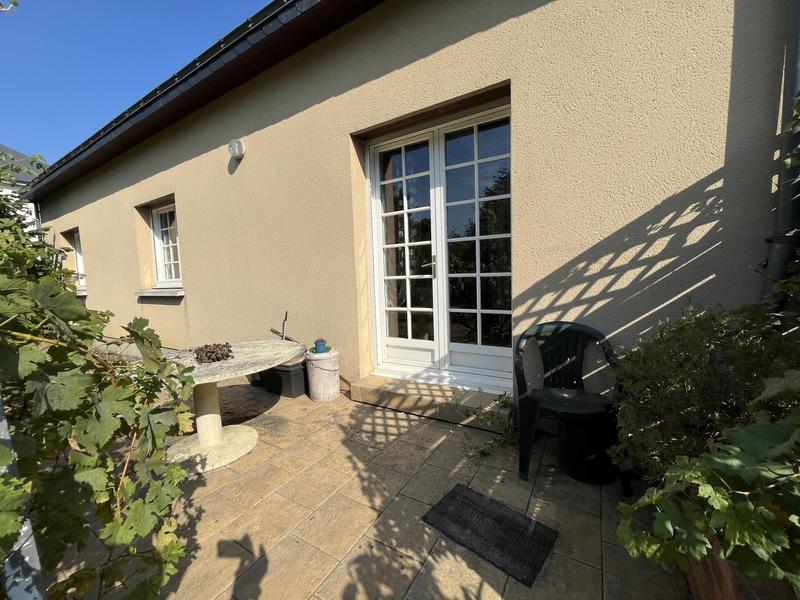 Maison traditionnelle - 157 m² - 7 pièces