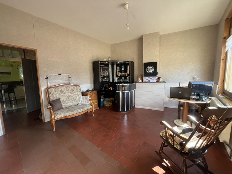 Maison - 203 m² - 5 pièces