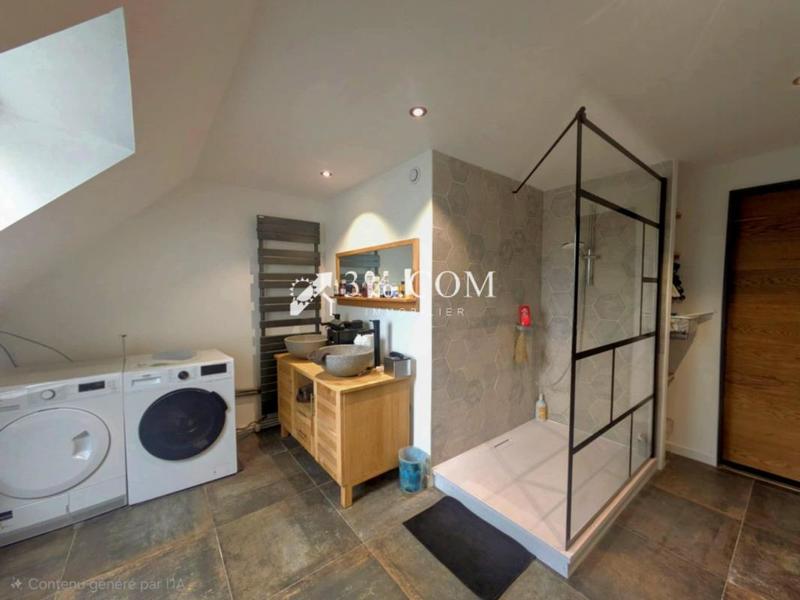 Maison - 135 m² - 6 pièces