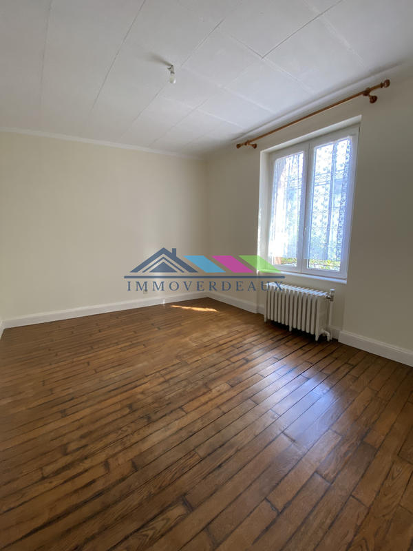 Maison - 177 m² - 7 pièces