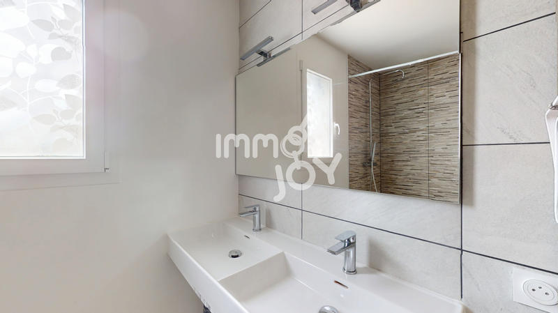 Villa - 105 m² - 4 pièces