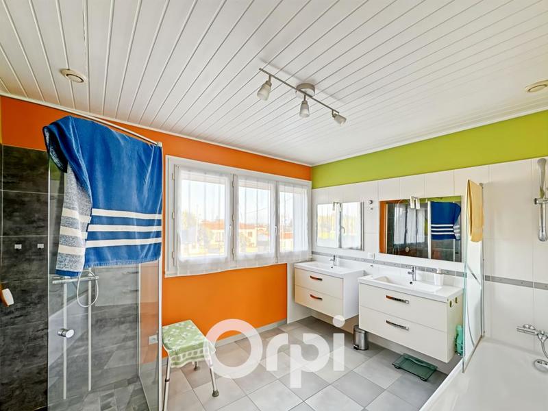 Maison - 120 m² - 4 pièces