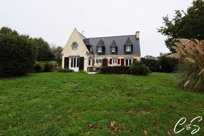 Maison - 162 m² - 6 pièces